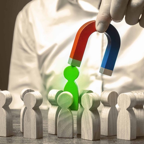 Quel guide suivre pour choisir une gouttière dentaire ?